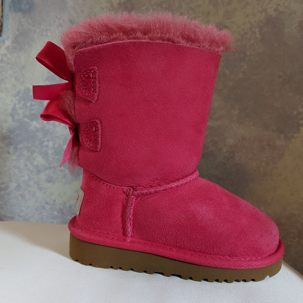 Ugg BNWOT Bailey Bow Toddler - Picture 7 of 7